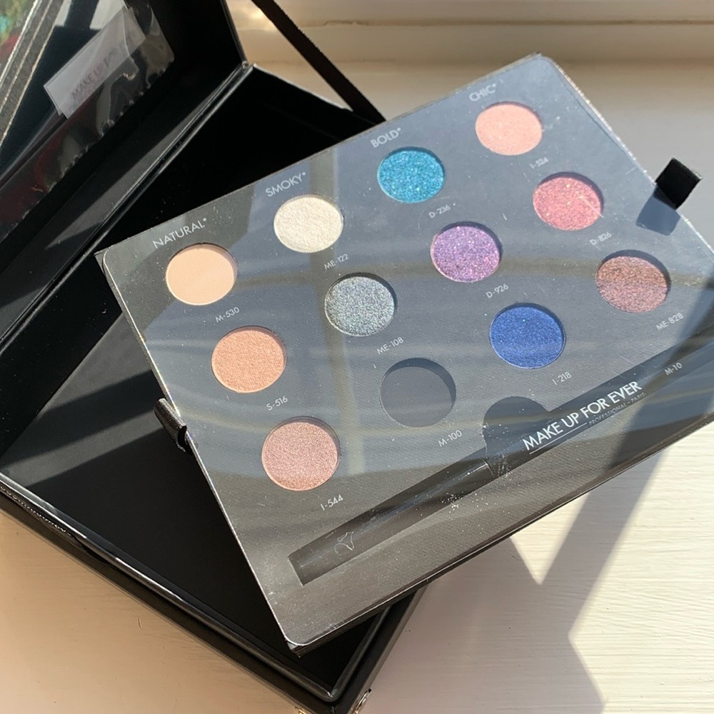 Makeup Forever Studio Case Eyeshadow Palette - Picture 2 of 5
